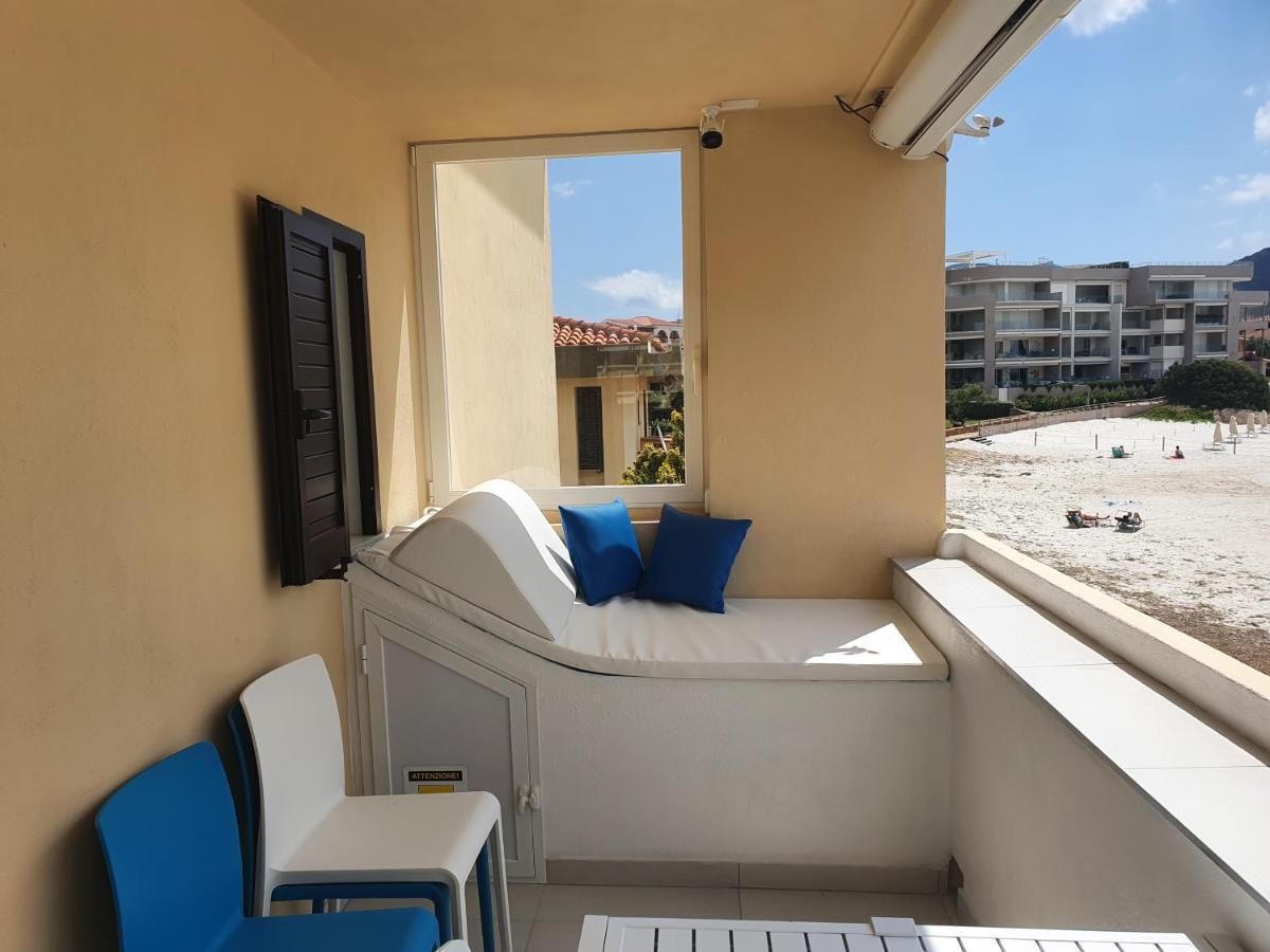 Appartamento Delfino Azzurro Golfo Aranci Buitenkant foto
